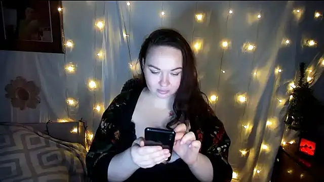 Victoria Marks online show from 12.05.24