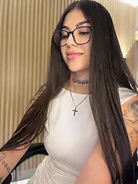 Sarasanders 4 online show from 03.31.26