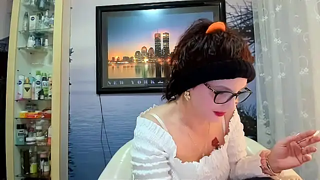 Snapshot of Mature4you44 chatting on 02.01.25 Mature4you44 online show from 02.01.25