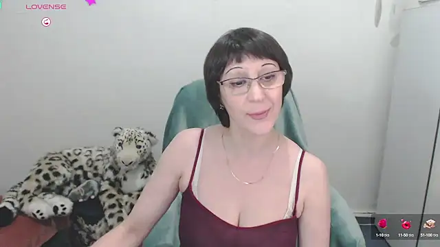 Ammillia online show from 02.16.25