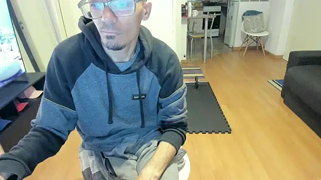 guachin hunk online show from 09.09.25