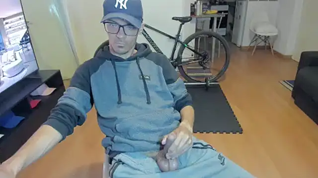 guachin hunk online show from 09.13.25