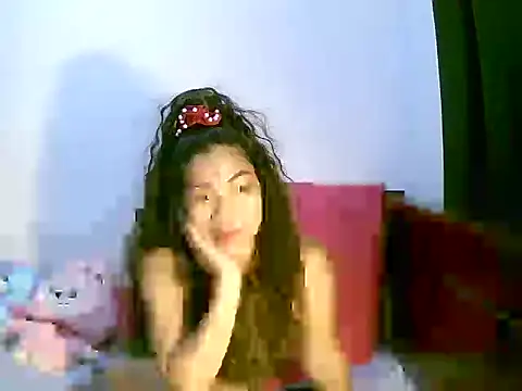 Snapshot of sweetvirginia01 chatting on 02.18.26 sweetvirginia01 online show from 02.18.26