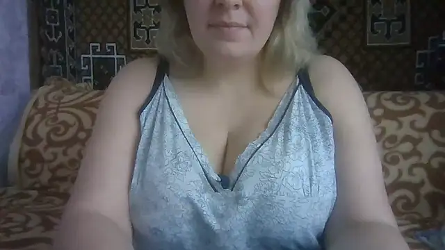 Diana Britt online show from 12.18.25