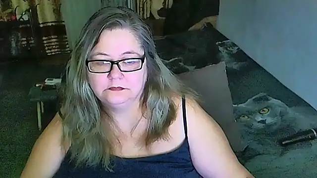 Snapshot of sex2 chatting on 04.30.26 sex2 online show from 04.30.26