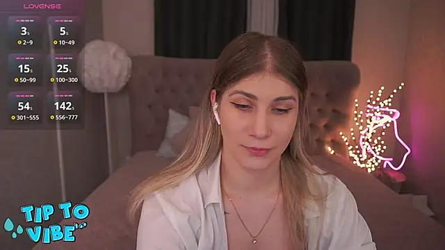 CassandraGood online show from 03.04.25