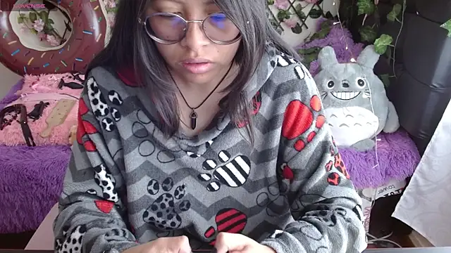 MidoriQuiinn online show from 01.27.25