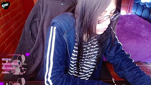 MidoriQuiinn online show from 03.25.26