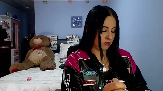 Snapshot of sahtlove1 chatting on 05.29.26 sahtlove1 online show from 05.29.26