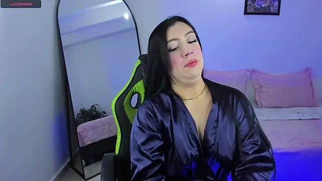 caroline23 x online show from 01.30.25