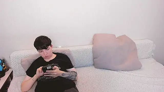 secret dreams   online show from 06.06.26