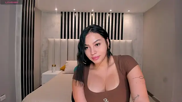 MollyJones  online show from 07.06.26