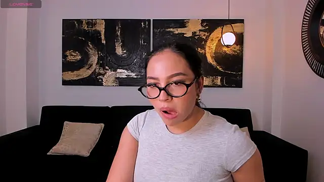 MollyJones  online show from 07.14.26
