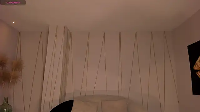 MollyJones  online show from 07.20.26
