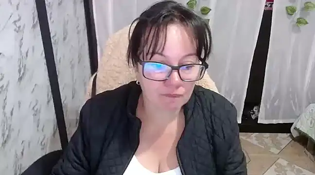 Snapshot of Sonialorens_ chatting on 02.22.25 Sonialorens online show from 02.22.25