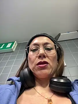 angelitasexy81 online show from 03.16.25