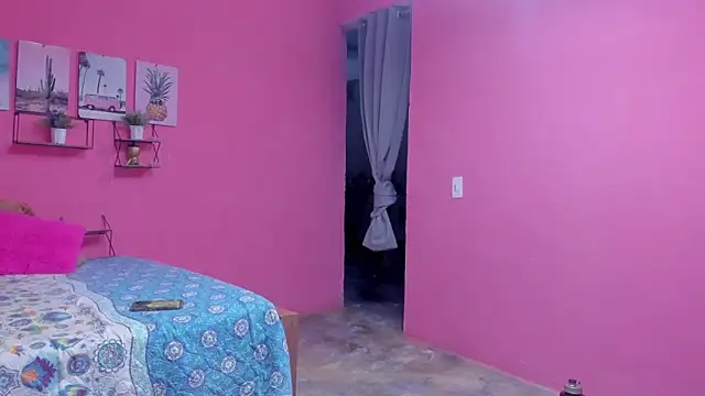 Snapshot of Emma_lean chatting on 02.19.25 Emma lean online show from 02.19.25