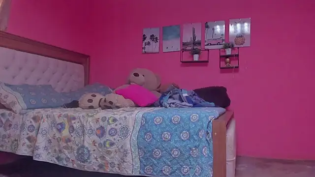 Snapshot of Emma_lean chatting on 03.18.25 Emma lean online show from 03.18.25