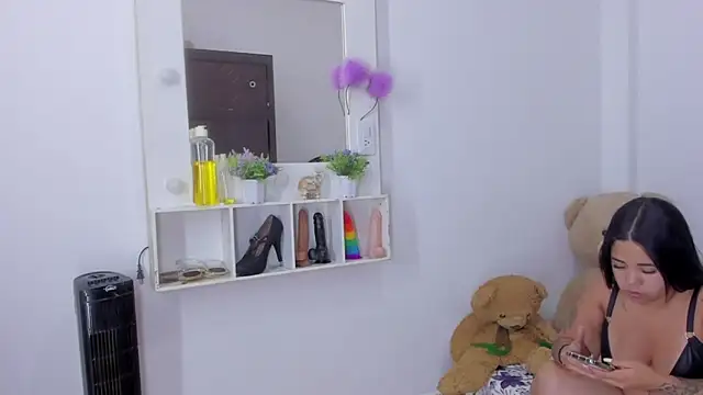 Snapshot of Emma_lean chatting on 10.09.25 Emma lean online show from 10.09.25