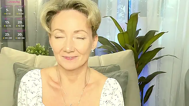 AkexandraFix online show from 09.29.25