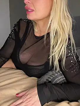 Lisavontease online show from 12.29.24