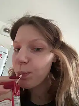 Snapshot of MaryHiggins chatting on 02.06.25 MaryHiggins online show from 02.06.25