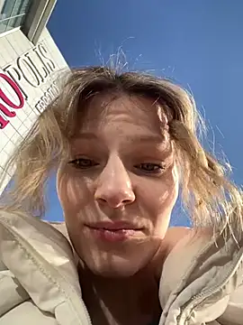 Snapshot of MaryHiggins chatting on 02.23.25 MaryHiggins online show from 02.23.25