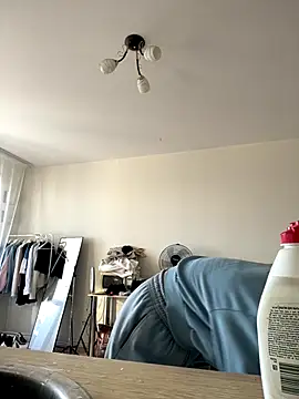 Snapshot of MaryHiggins chatting on 10.01.25 MaryHiggins online show from 10.01.25