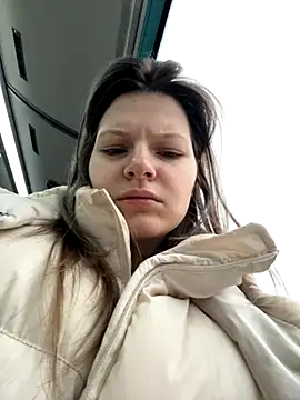 Snapshot of MaryHiggins chatting on 11.29.25 MaryHiggins online show from 11.29.25