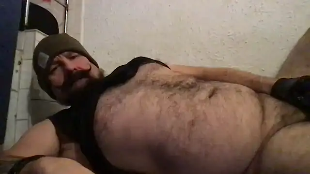 Snapshot of madmaxmiami chatting on 12.05.25 madmaxmiami online show from 12.05.25