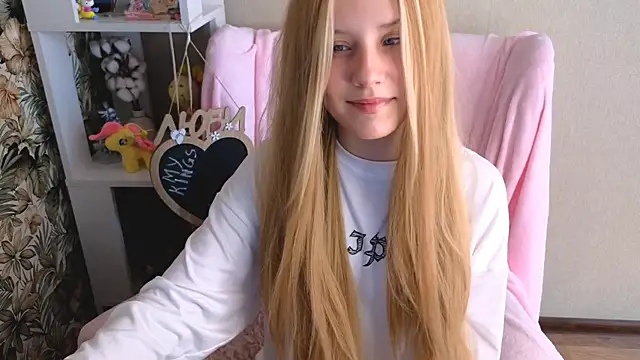 sarakaell online show from 07.15.26