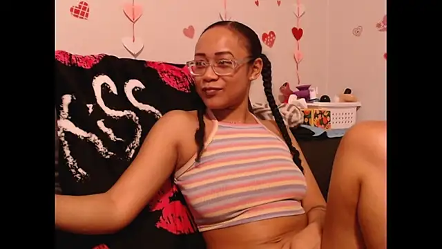 Snapshot of RylHoneyy chatting on 02.12.26 RylHoneyy online show from 02.12.26