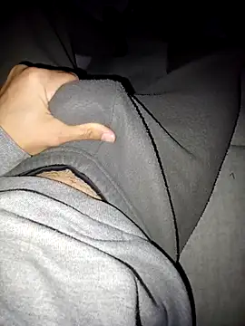 Snapshot of QuietBoy chatting on 10.07.25 QuietBoy online show from 10.07.25