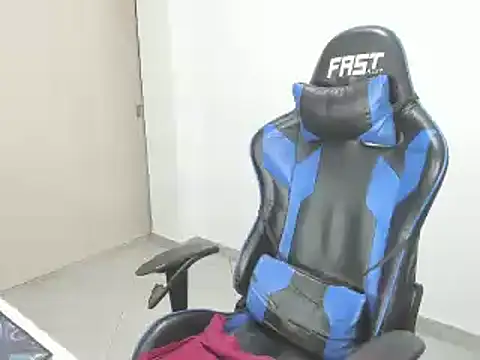 sophiax-x online show from 02.22.25