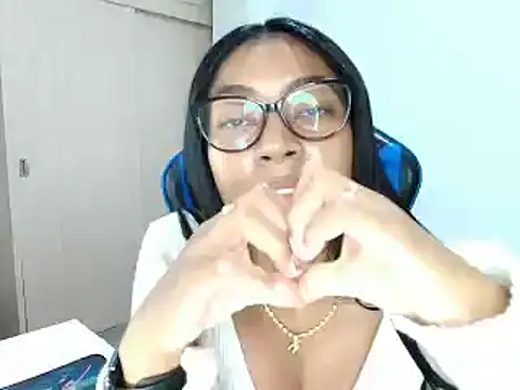 sophiax-x online show from 03.22.25