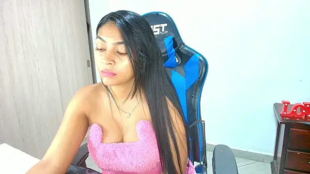 sophiax-x online show from 09.14.25