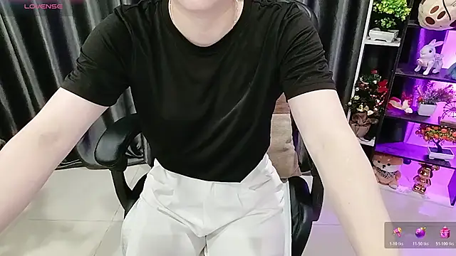 Yuki-yio online show from 06.13.26