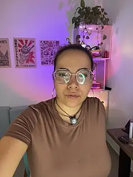 Emma Wish online show from 06.10.26