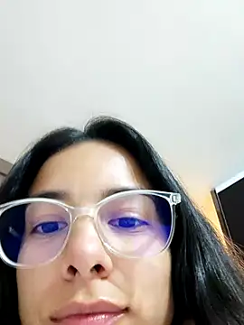 Snapshot of Angelinalombardi_ chatting on 11.07.25 Angelinalombardi online show from 11.07.25