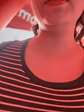 seraphine23 online show from 12.13.24