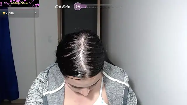 Snapshot of vennus_22 chatting on 01.17.25 vennus 22 online show from 01.17.25