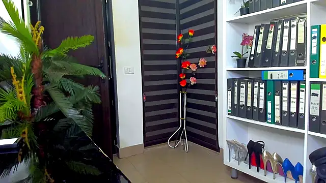 lisa2018 online show from 03.01.25