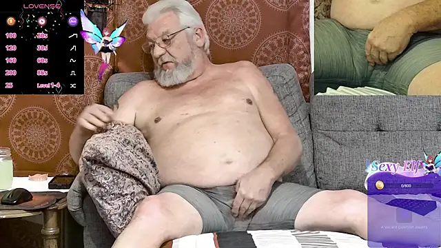 Snapshot of countrydomdaddy chatting on 01.26.25 countrydomdaddy online show from 01.26.25