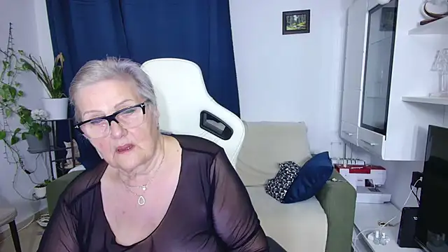Selenna57 online show from 04.18.26