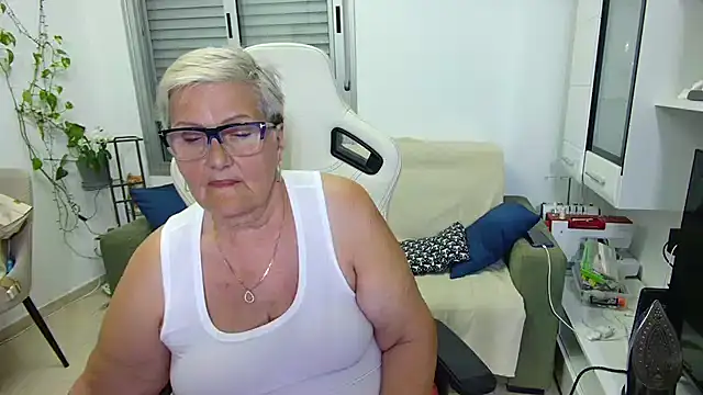 Selenna57 online show from 05.14.26