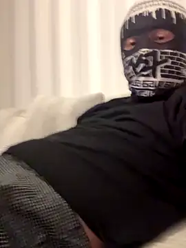 Snapshot of hot_cock- chatting on 11.18.25 hot cock- online show from 11.18.25