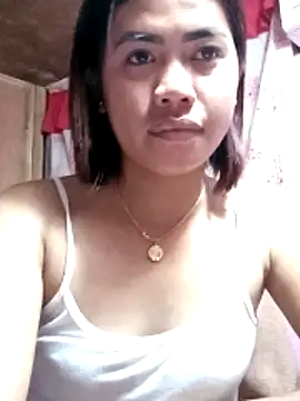 Snapshot of Cutie_body11 chatting on 06.08.26 Cutie body11 online show from 06.08.26