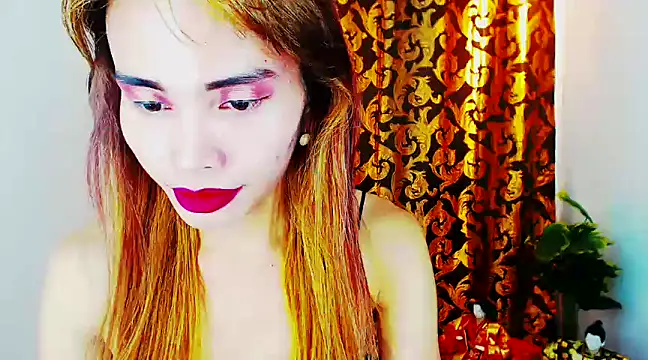 Snapshot of AsianDollLena chatting on 03.10.25 AsianDollLena online show from 03.10.25