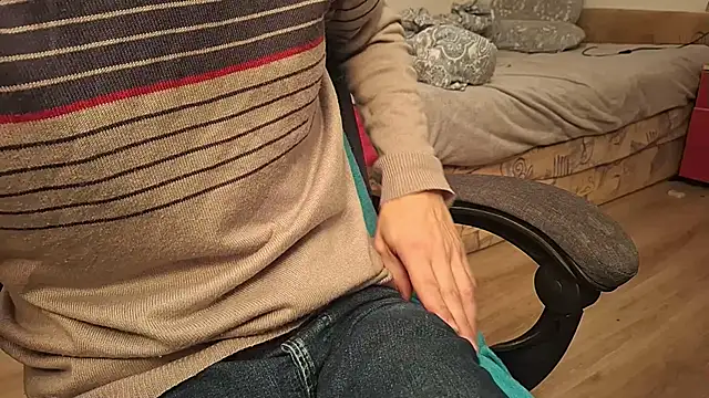 Danyell K287 online show from 10.24.25