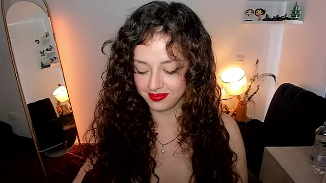 Snapshot of Cassandra_Caiin chatting on 05.07.26 Cassandra Caiin online show from 05.07.26